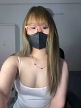 Snapshot of Meowyeuk6 chatting on 1, 4, 2026 Meowyeuk6 online show from 1, 4, 2026