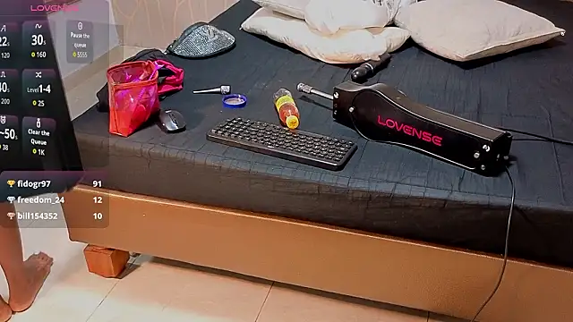 Anamonrroe online show from 8, 3, 2026