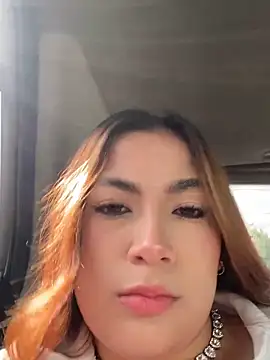 MacarenaRosse online show from 6, 11, 2025