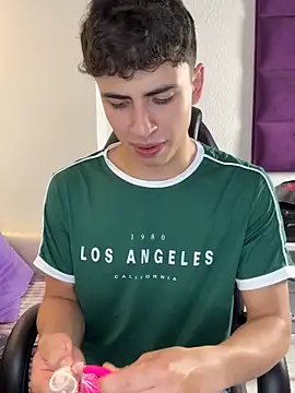 AdrianRinaldi online show from 11, 11, 2025