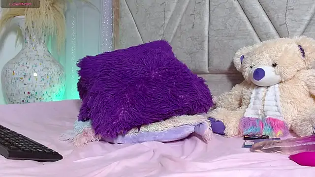 Snapshot of Carolinagarcia12345 chatting on 11, 4, 2026 Carolinagarcia12345 online show from 11, 4, 2026