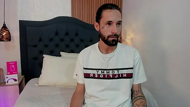 Hisoka 011 online show from 9, 4, 2026