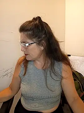 Snapshot of Merida2276 chatting on 5, 3, 2026 Merida2276 online show from 5, 3, 2026