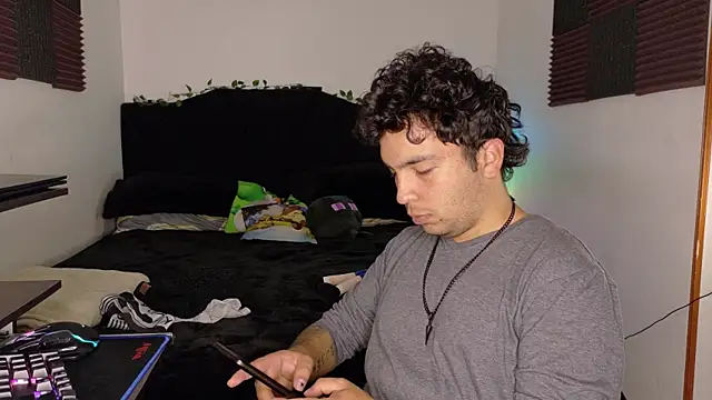 Snapshot of Conor_Taylor chatting on 10, 4, 2026 Conor Taylor online show from 10, 4, 2026