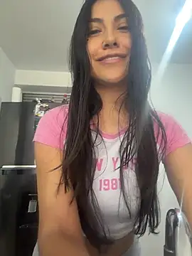 Snapshot of miel_latina chatting on 16, 4, 2026 miel latina online show from 16, 4, 2026