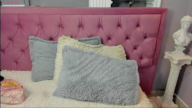 Snapshot of miel_latina chatting on 27, 7, 2026 miel latina online show from 27, 7, 2026