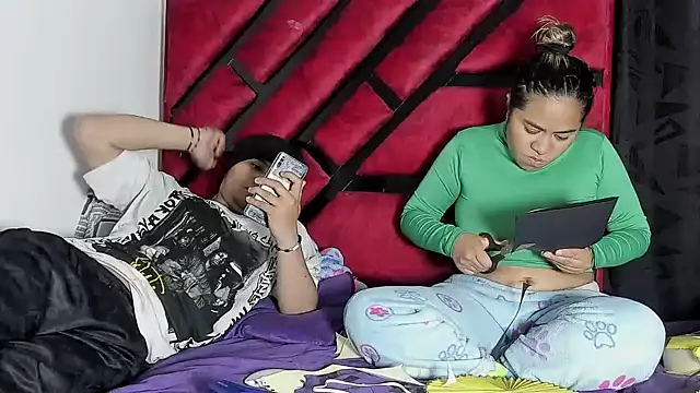 hot lady19 online show from 13, 7, 2026