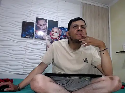 afroditoo online show from 7, 10, 2025