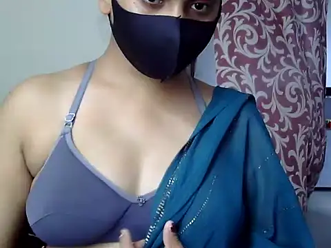 Snapshot of Bady__Riya chatting on 19, 9, 2025 Bady  Riya online show from 19, 9, 2025