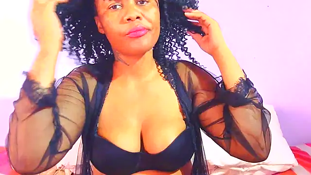 Augustine-Blooomxx online show from 30, 11, 2025