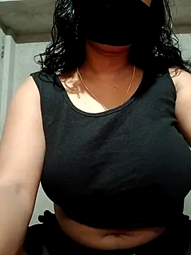 DiyaRoy49 online show from 3, 10, 2025