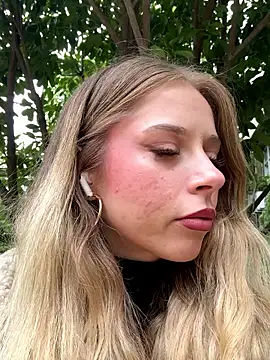 BabyAnais online show from 10, 10, 2025