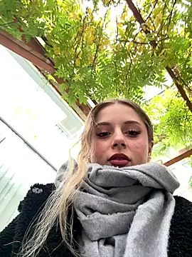 BabyAnais online show from 13, 11, 2025