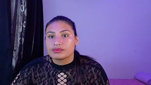 Snapshot of Linda_andrew chatting on 7, 7, 2026 Linda andrew online show from 7, 7, 2026