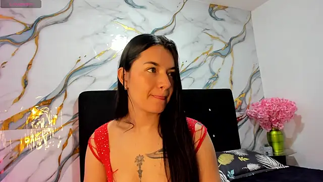 RoxanaBorns  online show from 27, 6, 2026