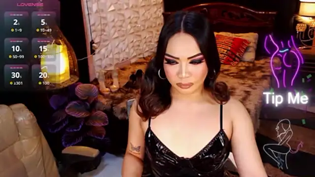 Snapshot of GODDESSHUGECOCKANDREA chatting on 11, 5, 2026 GODDESSHUGECOCKANDREA online show from 11, 5, 2026