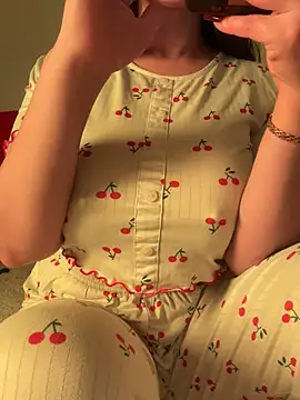 Snapshot of OnlyRima chatting on 14, 2, 2026 OnlyRima online show from 14, 2, 2026