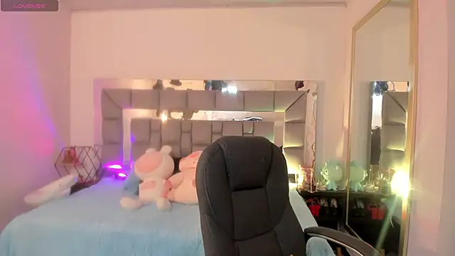 Snapshot of im_Lorena chatting on 22, 9, 2025 im Lorena online show from 22, 9, 2025