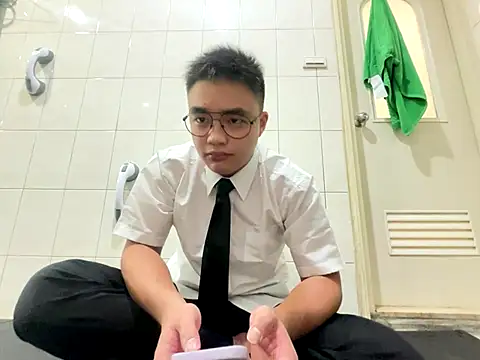 greenteazhang online show from 24, 11, 2025