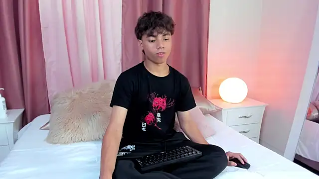 Snapshot of Honeymoon_sariel chatting on 30, 10, 2025 Honeymoon sariel online show from 30, 10, 2025