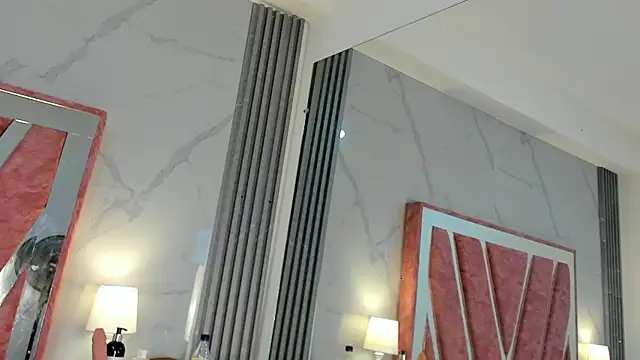 Megan Sweetas online show from 7, 10, 2025