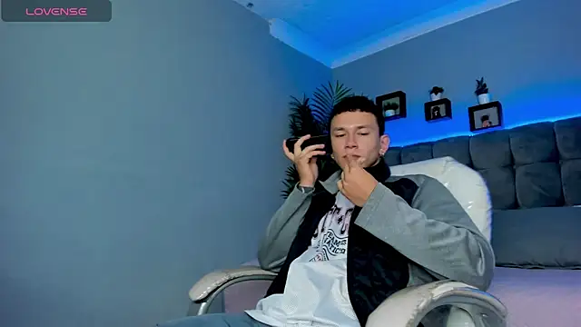 Thomas moon online show from 16, 4, 2026