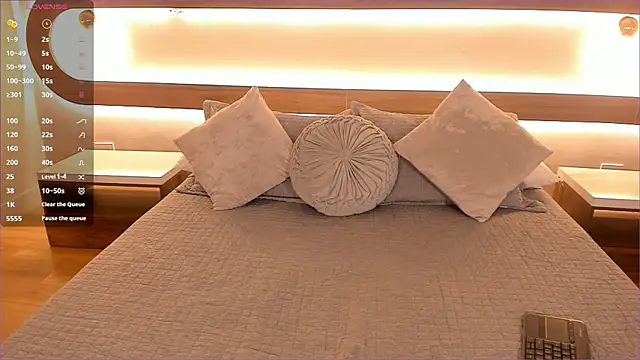 Isabellaroberts1 online show from 5, 12, 2025