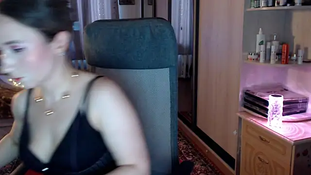 ClassyInna online show from 15, 12, 2025