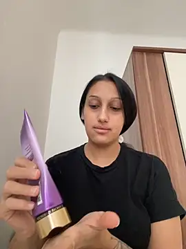 Snapshot of szabina07 chatting on 8, 11, 2025 szabina07 online show from 8, 11, 2025