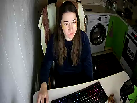 Snapshot of Adda1205 chatting on 11, 4, 2026 Adda1205 online show from 11, 4, 2026