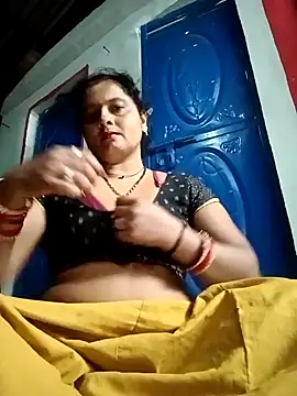Snapshot of Hot_komal1 chatting on 8, 5, 2026 Hot komal1 online show from 8, 5, 2026