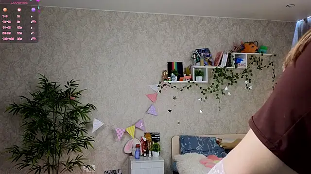 AnnyiBlue online show from 21, 3, 2026