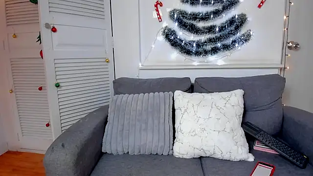 Luna Claire online show from 20, 12, 2025