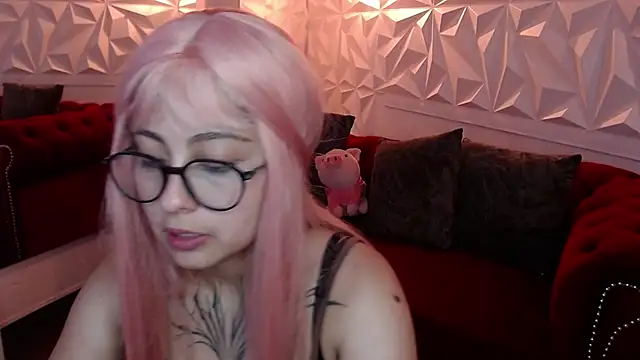 sophiaa 7 online show from 5, 3, 2026