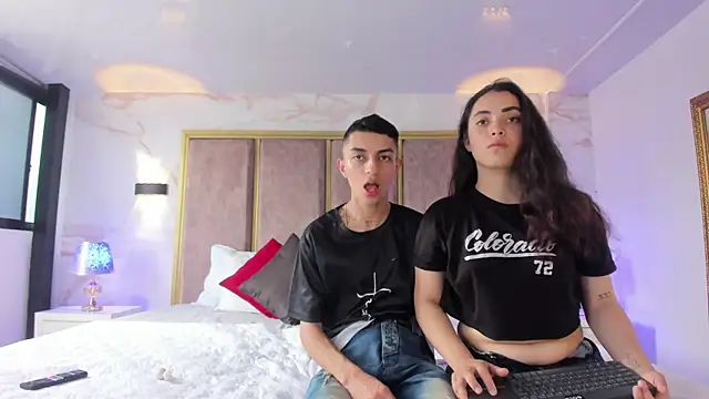 NickandAbby  online show from 8, 4, 2026