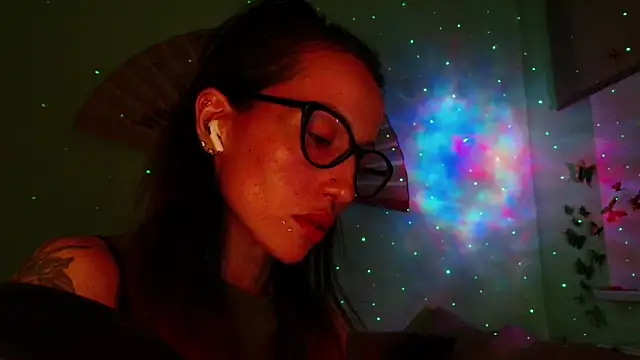 Snapshot of KiotoShine chatting on 5, 3, 2026 KiotoShine online show from 5, 3, 2026