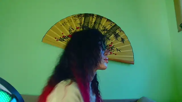 Snapshot of KiotoShine chatting on 21, 4, 2026 KiotoShine online show from 21, 4, 2026