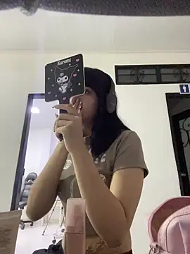 Snapshot of TatiLee chatting on 14, 3, 2026 TatiLee online show from 14, 3, 2026