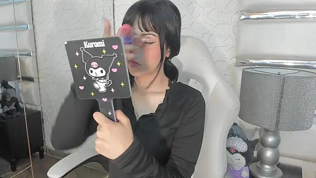 Snapshot of TatiLee chatting on 19, 3, 2026 TatiLee online show from 19, 3, 2026