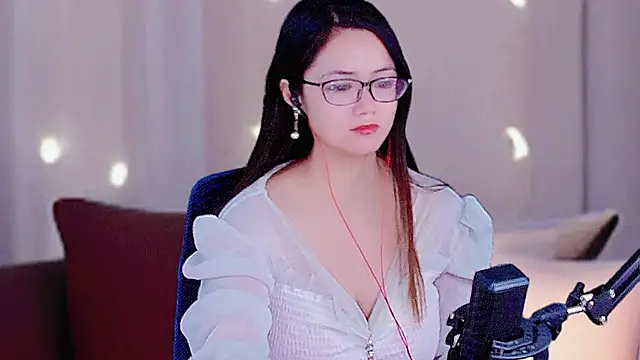 Snapshot of September79 chatting on 16, 11, 2025 September79 online show from 16, 11, 2025