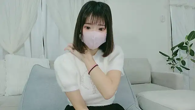 Snapshot of anone10101 chatting on 9, 4, 2026 anone10101 online show from 9, 4, 2026