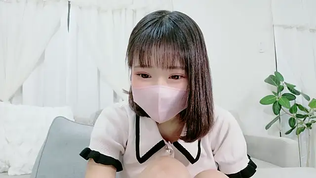 Snapshot of anone10101 chatting on 27, 4, 2026 anone10101 online show from 27, 4, 2026