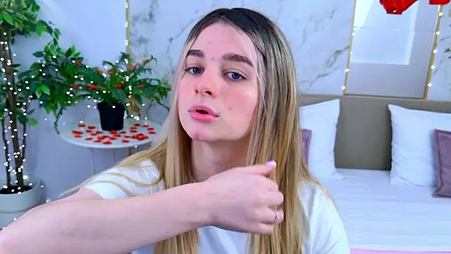 SweetyLicky online show from 8, 2, 2026