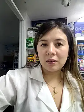 Snapshot of Sophie_del_Castillo chatting on 5, 11, 2025 Sophie del Castillo online show from 5, 11, 2025
