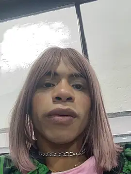 Katy bratz  online show from 29, 10, 2025