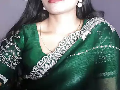 Snapshot of ROSE_GOLDE chatting on 21, 2, 2026 ROSE GOLDE online show from 21, 2, 2026