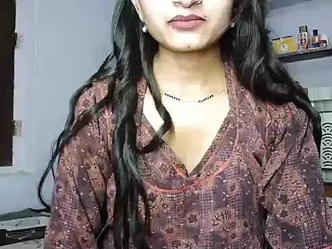 Snapshot of ROSE_GOLDE chatting on 10, 6, 2026 ROSE GOLDE online show from 10, 6, 2026