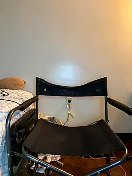 Snapshot of viceutk1 chatting on 26, 10, 2025 viceutk1 online show from 26, 10, 2025