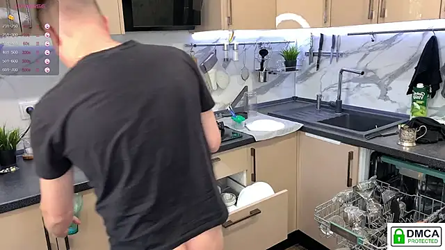 holy eggs 02 online show from 16, 9, 2025