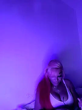 Snapshot of iamlalamilano chatting on 19, 2, 2026 iamlalamilano online show from 19, 2, 2026